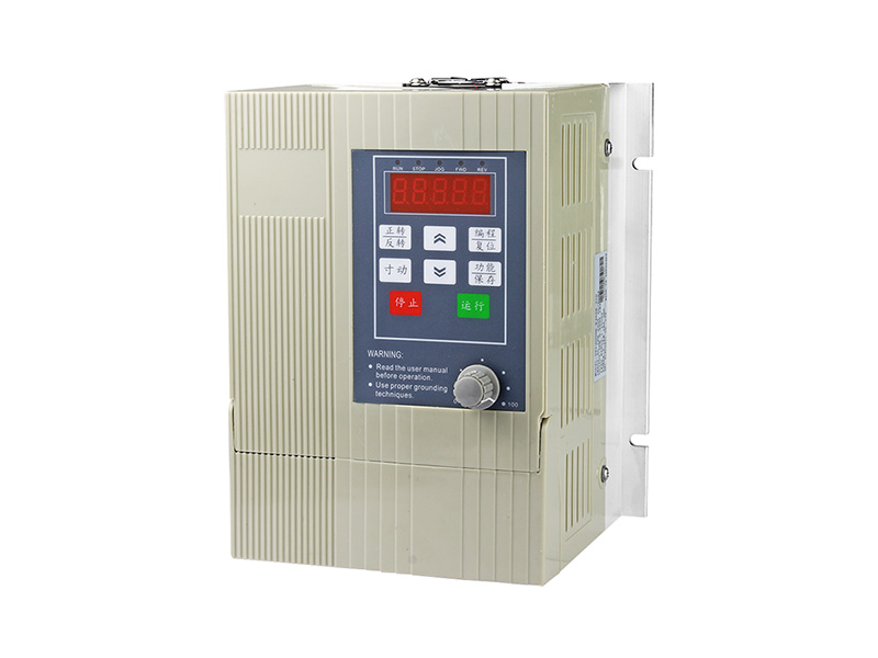 4000H通用變頻器，變頻器三相380V，變頻器廠家，電機(jī)變頻器